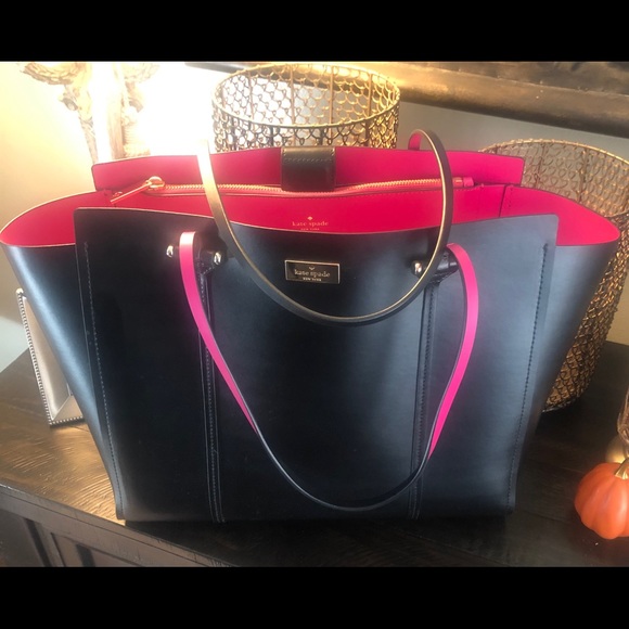 kate spade Handbags - KATE SPADE ♠️ 🔥Gorgeous Large Tote Bag